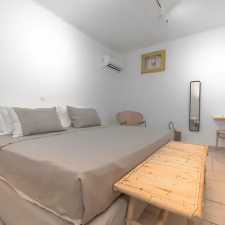 Ventu Paros * Marpissa